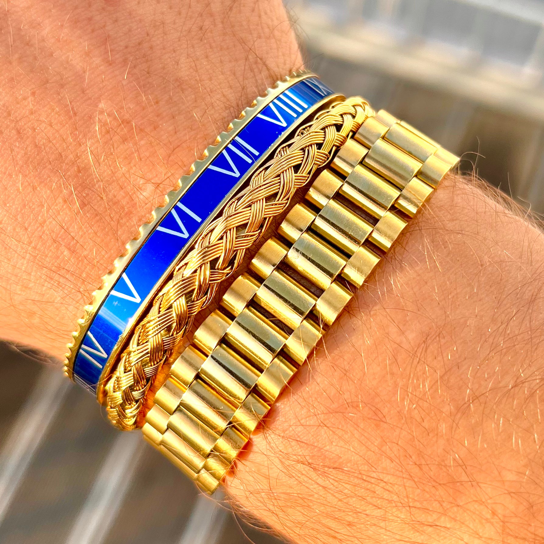 Roman Speed bracelet gold blue - Emils Jewellery Bezel style bracelet