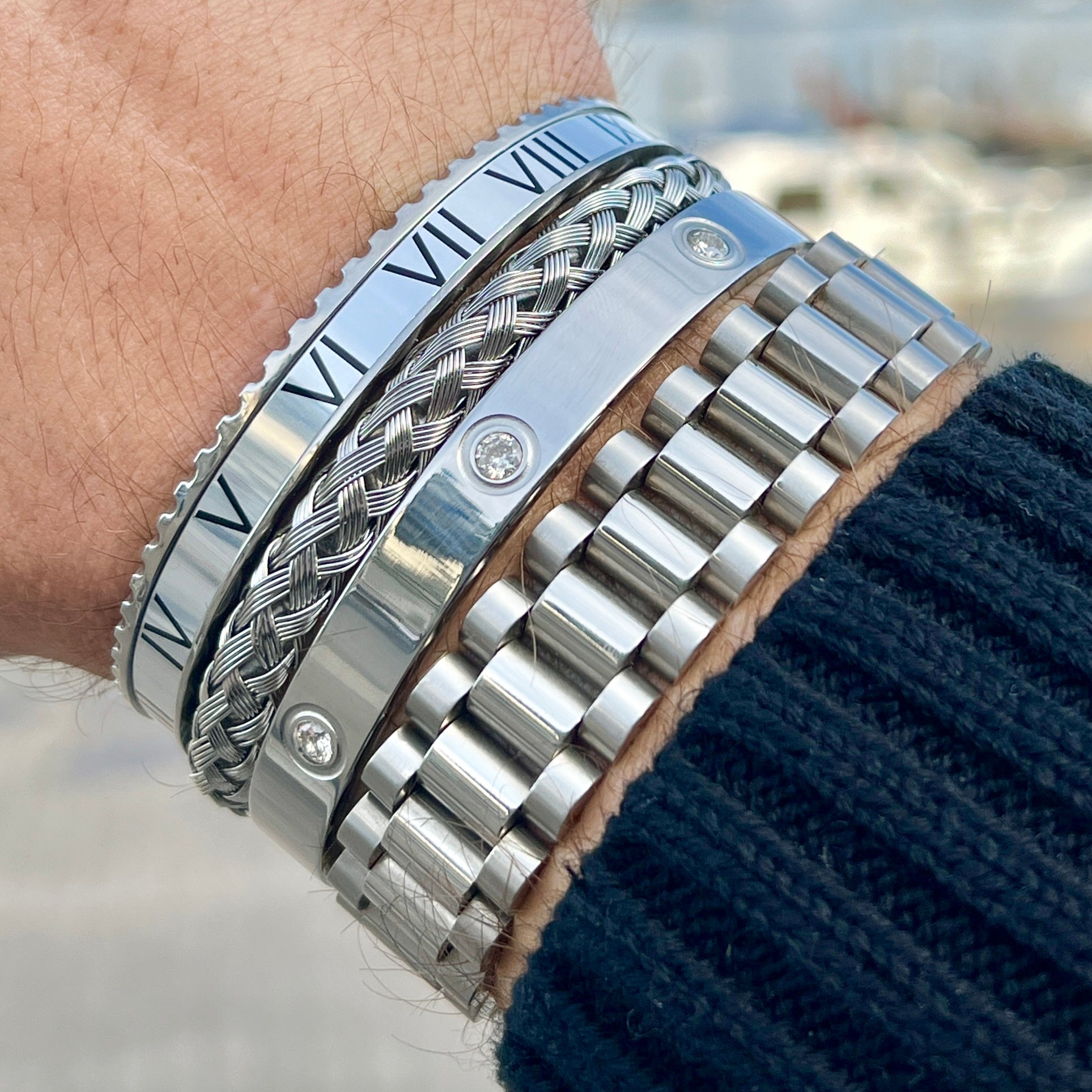 Shiny trio cuff Emils Jewellery Stainless steel bracelet with 3 cubic zirconia stones like diamonds