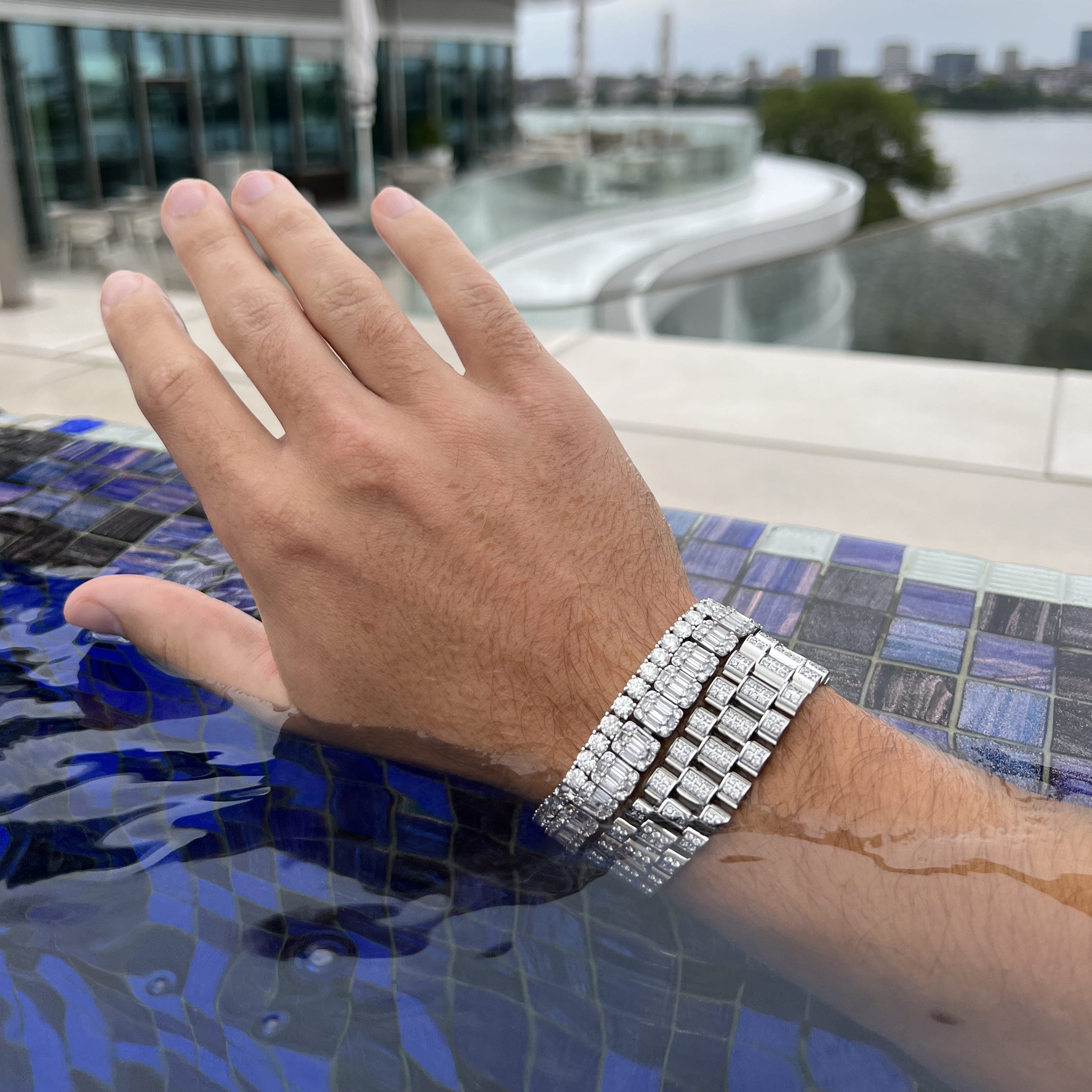 Emils Jewellery iced out president bracelet. Stainless steel bracelet with Cubic zirconia stones. Sparkles like diamonds