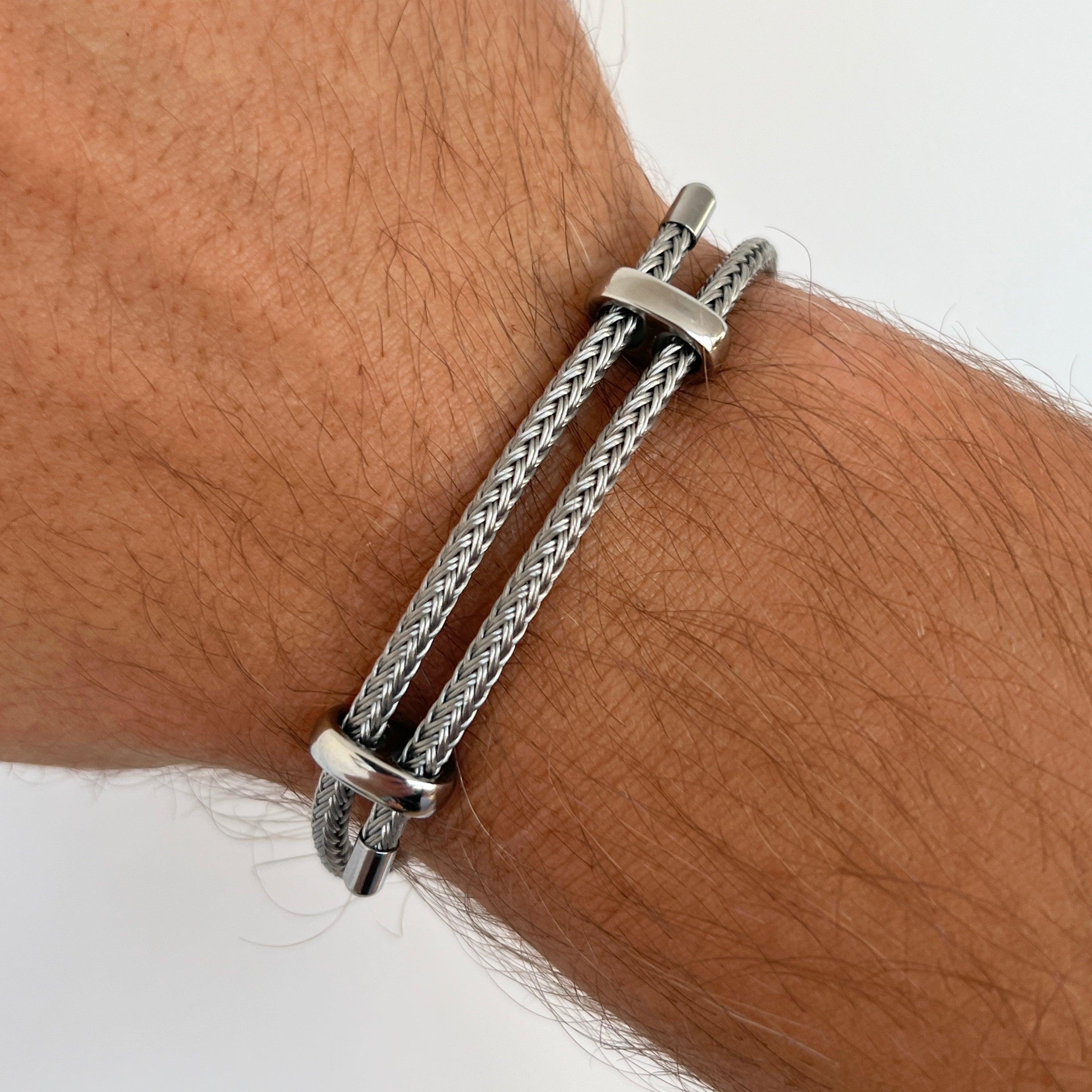 Pulsera Woven steel , edición plateada | Tienda Emils Jewellery Pulseras premium resistentes al agua para hombre
