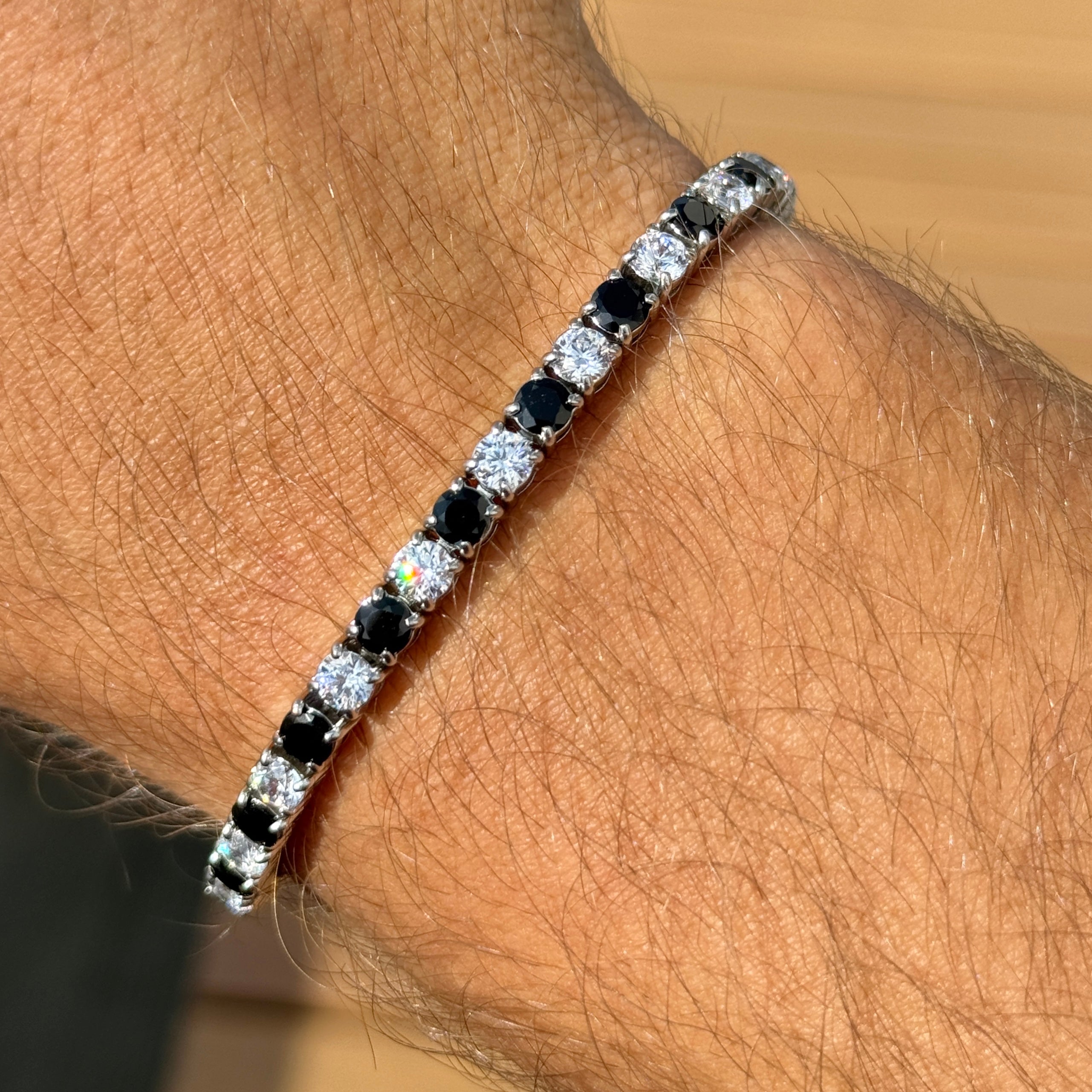 Tennis bracelet 4mm white and black Emils Jewellery Online Shop