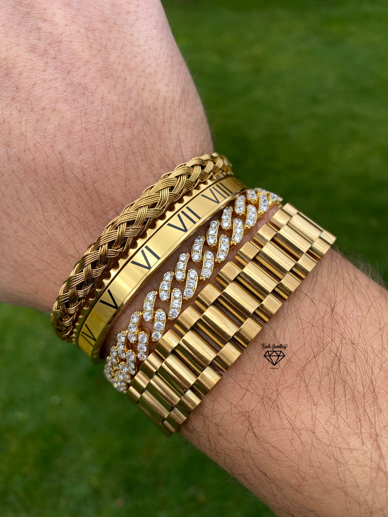 Combo of 4 different gold bracelets