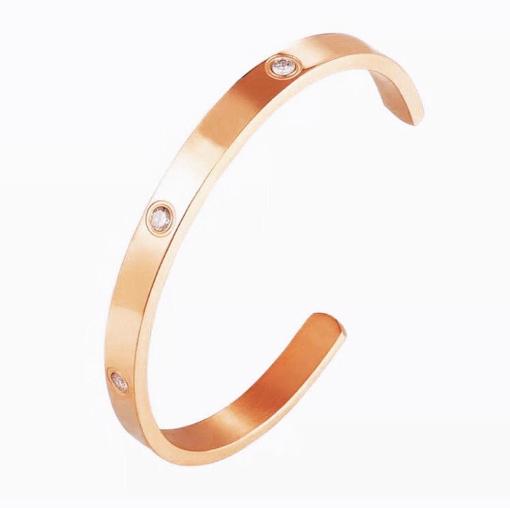 Shiny trio cuff rose gold plated Emils Jewellery Stainless steel bracelet with 3 cubic zirconia stones like diamonds